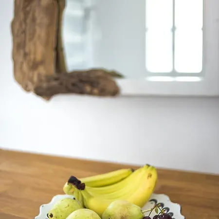 Apartment White And Grey Chora *